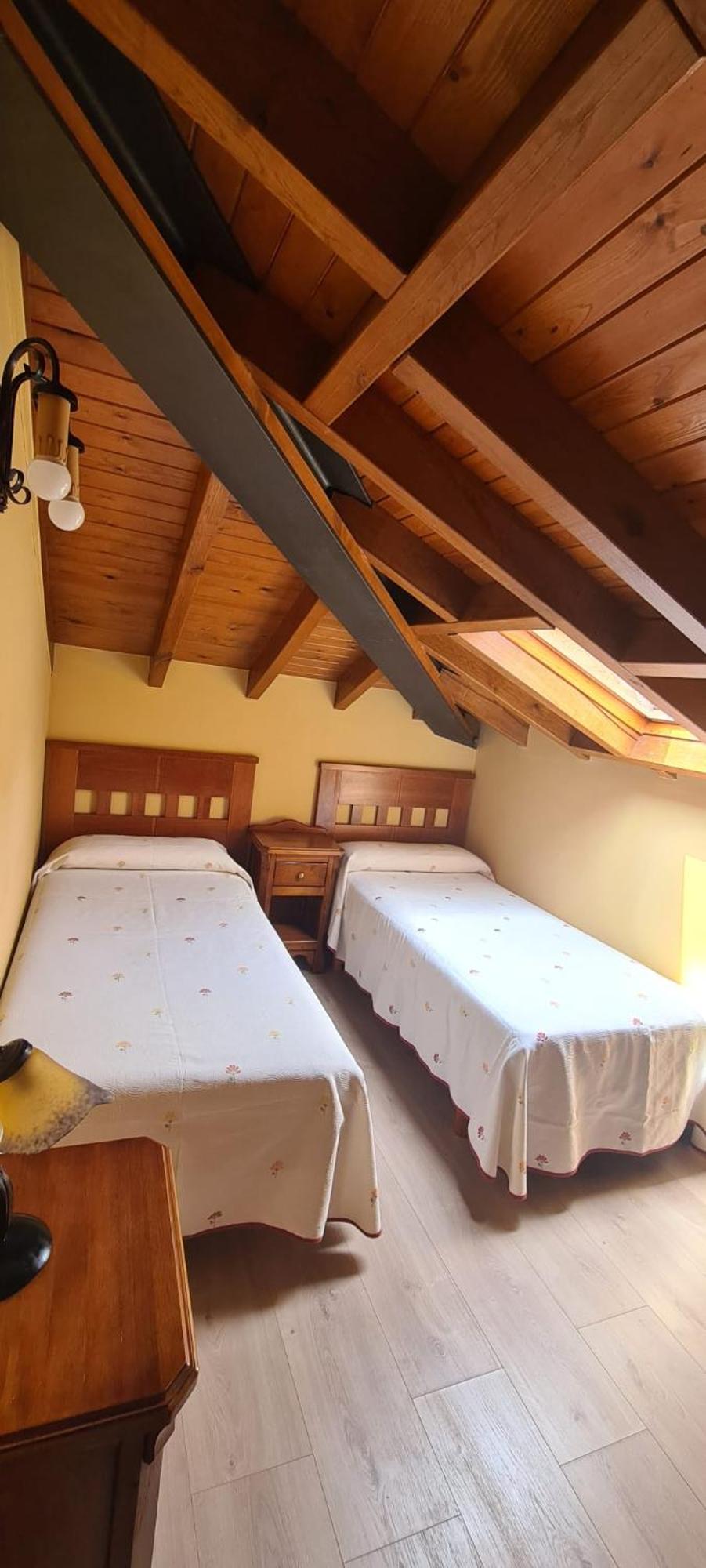 Apartamentos La Corona - Cabrales Carrena de Cabrales Extérieur photo